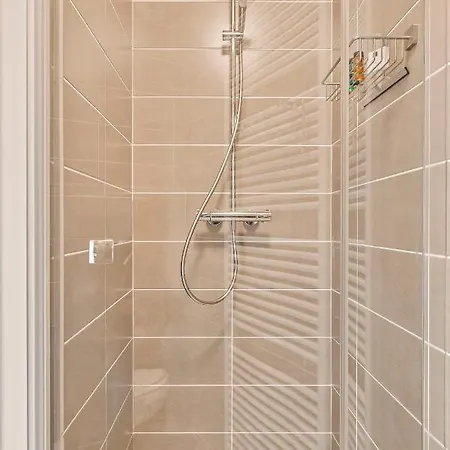 Appartamento Modern And Comfortable 2 Bedroom With Fantastic Sea-view And 2 Terraces *